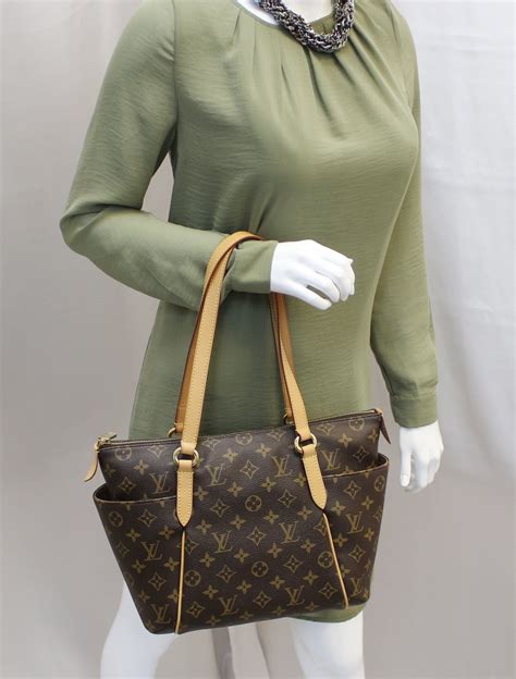 authentic louis vuitton monogram totally pm shoulder bag